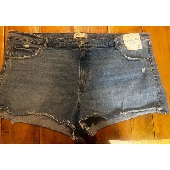 Abercrombie &‎ Fitch Mom Short High Rise Jeans Short Size (36) 22 Distressed NWT - Picture 1 of 7